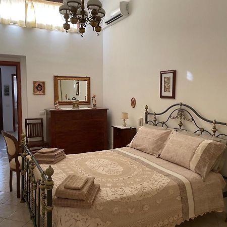 Casa Vacanza Floridia Villa Esterno foto