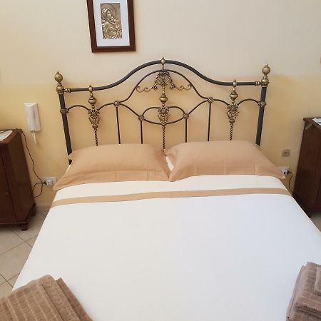 Casa Vacanza Floridia Villa Esterno foto