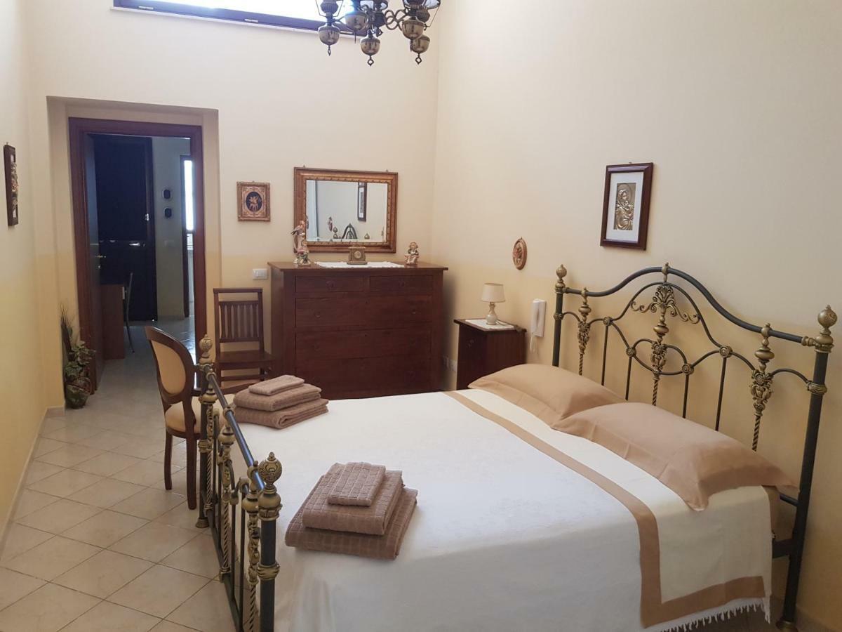 Casa Vacanza Floridia Villa Esterno foto