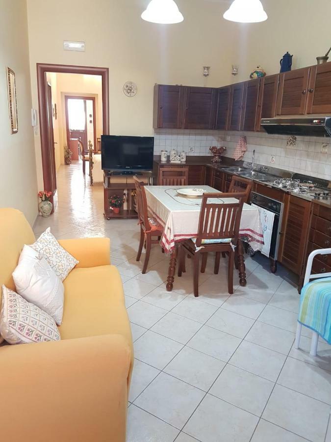 Casa Vacanza Floridia Villa Esterno foto